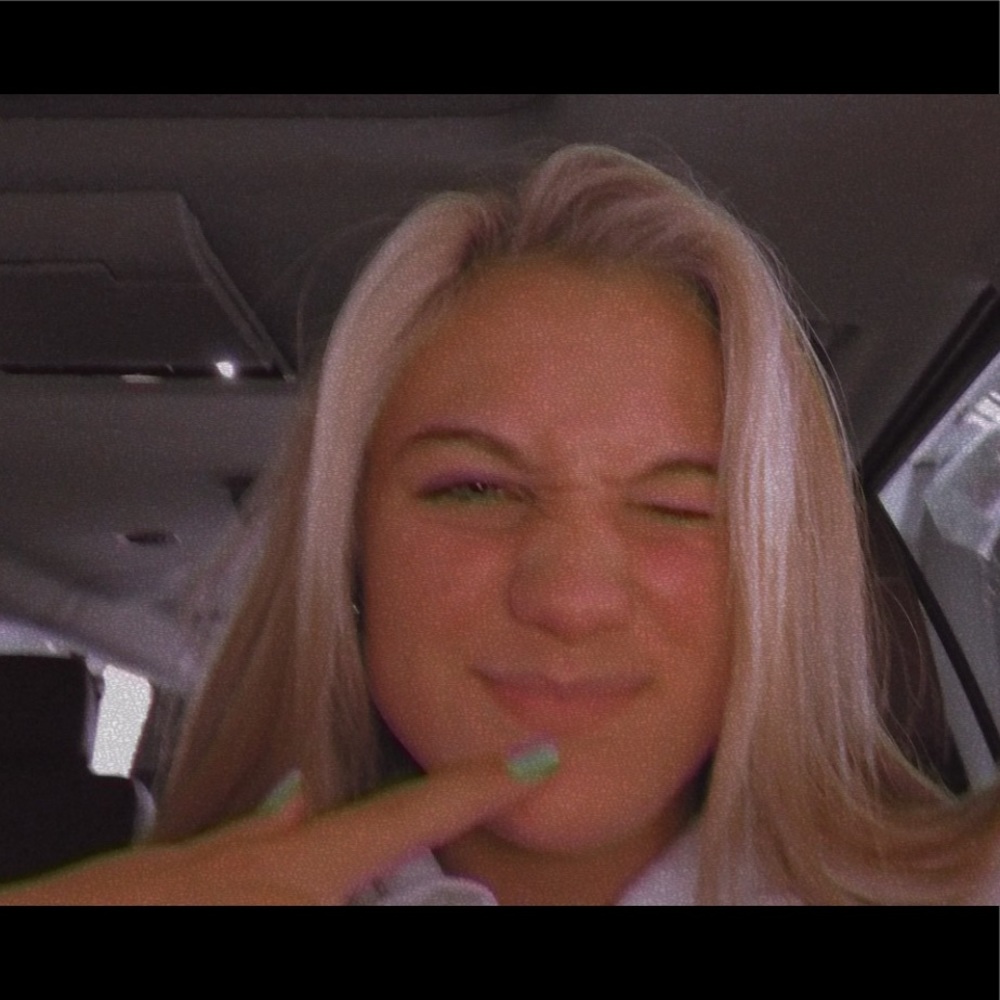 Meet your Posher, Kenlee